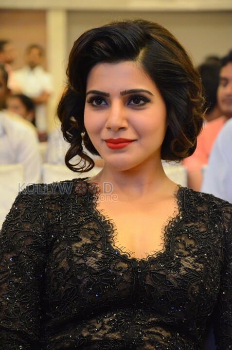 Sexy Actress Samantha New Photos