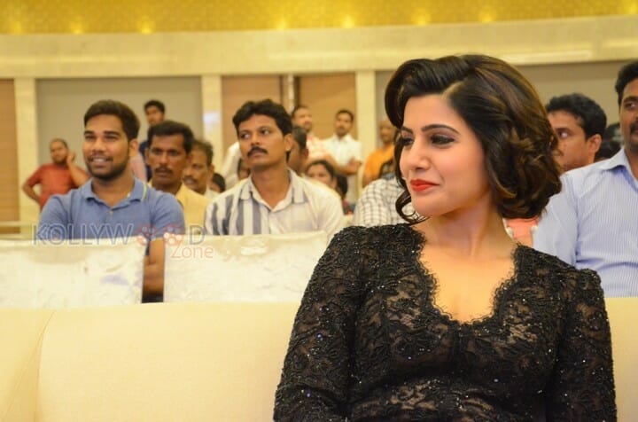 Sexy Actress Samantha New Photos