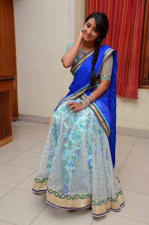 Sexy Bhanu Sri New Stills