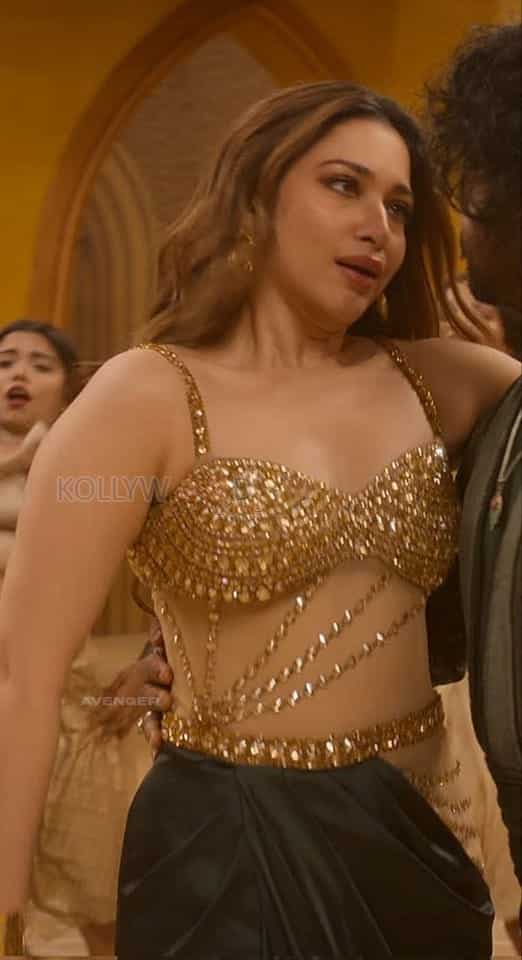 Sexy Milky Beauty Tamannaah Photos 01