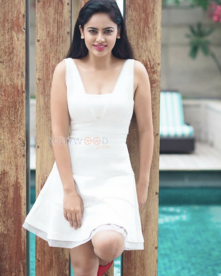 Sexy Nandita Swetha Photos