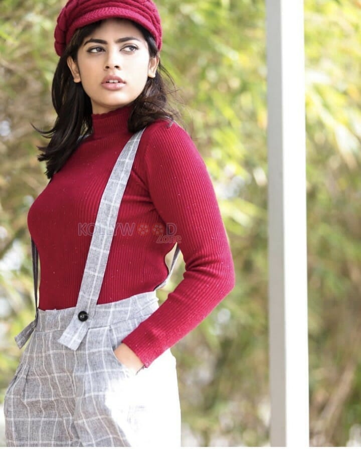 Sexy Nandita Swetha Photos