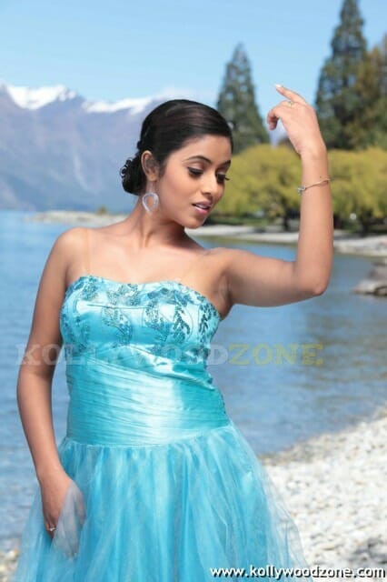 Sexy Poorna Stills