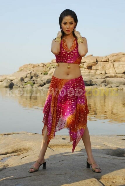 Sexy Sada Actress Stills