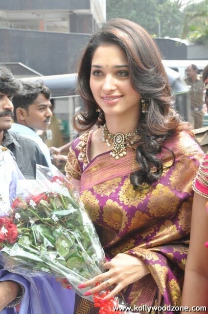 Sexy Tamanna At Kalaniketan Showroom Photos