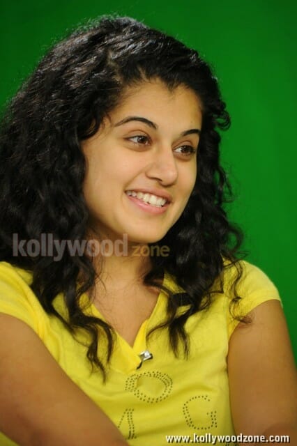 Sexy Tapsee Pictures