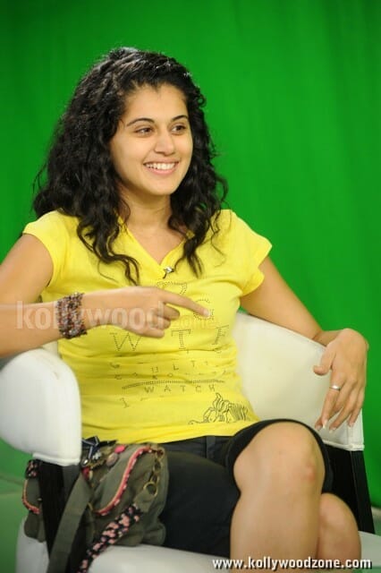 Sexy Tapsee Pictures