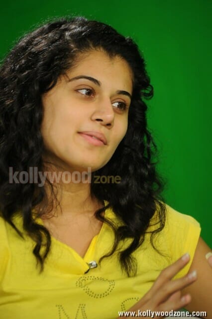 Sexy Tapsee Pictures