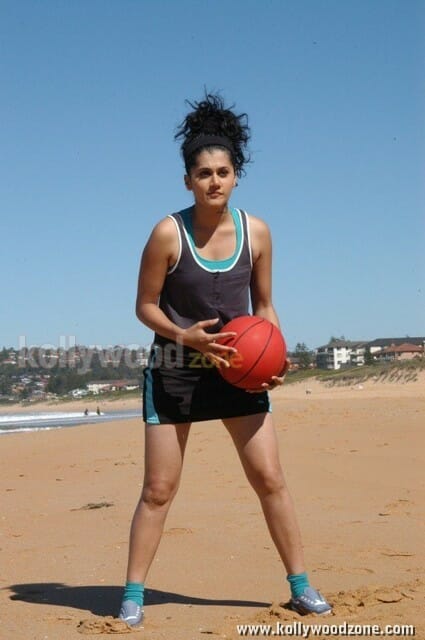 Sexy Tapsee Pictures