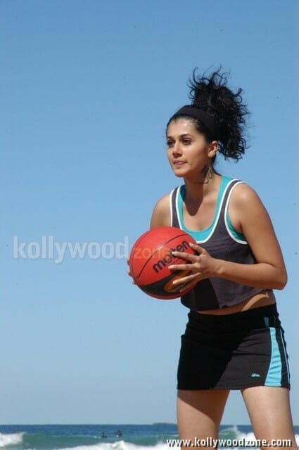 Sexy Tapsee Pictures