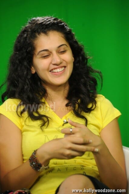 Sexy Tapsee Pictures