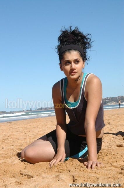 Sexy Tapsee Pictures