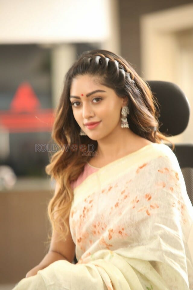 Shailaja Reddy Alludu Heroine Anu Emmanuel Photos