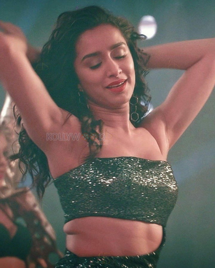 Shraddha Kapoor Sexy Song Picture