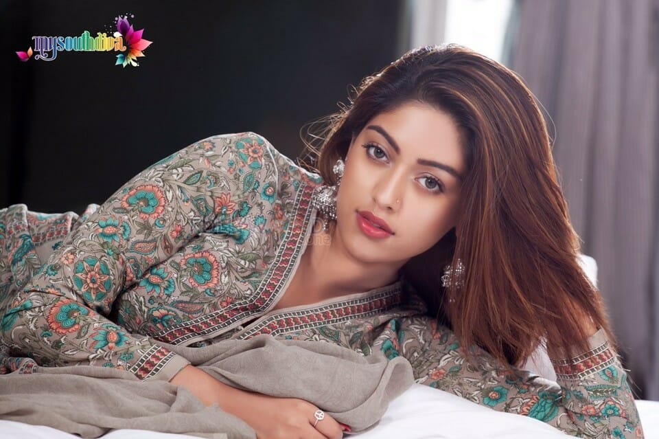 Sizzling Beauty Anu Emmanuel Photo Shoot Pictures