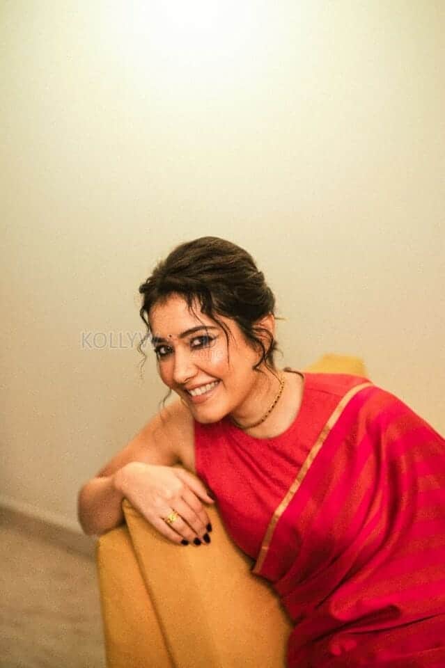 Sizzling Raashi Khanna Photoshoot Stills 07