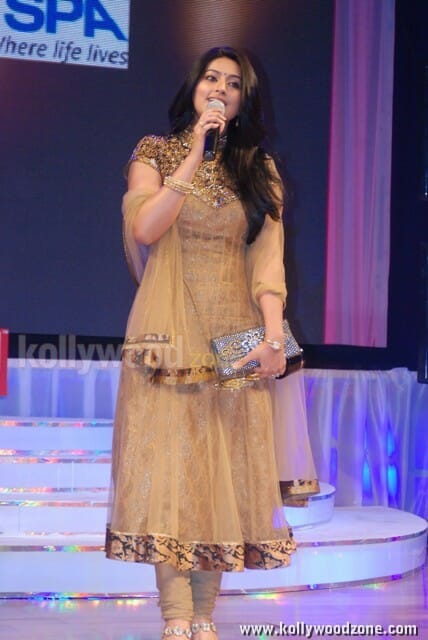 Sneha At Tamil Women Entertainers Awards Photos