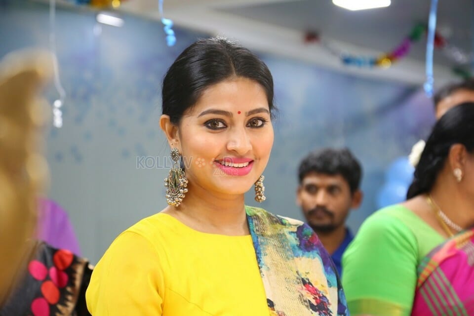 Sneha At Vcare Clinic Opening Photos