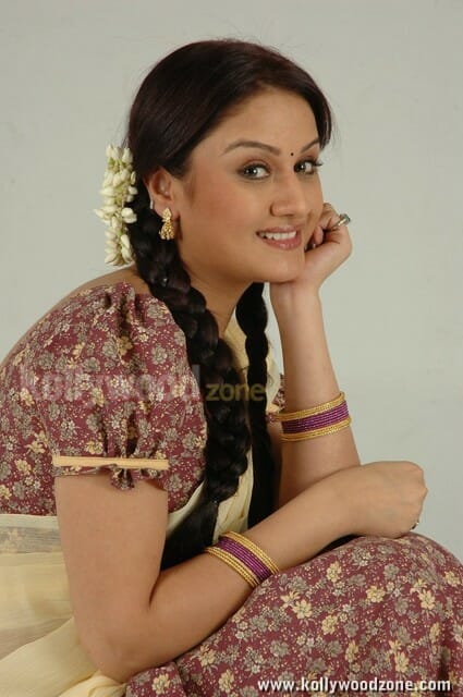 Sonia Agarwal Latest Pictures