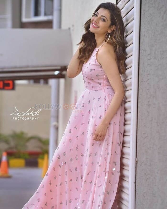 South Actress Kajal Aggarwal Pink Photos