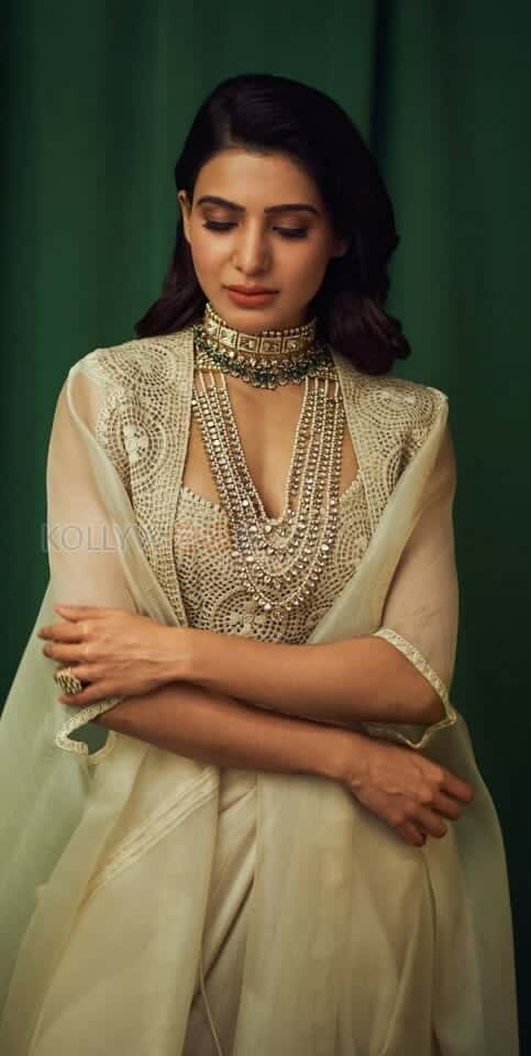 South Actress Samantha Akkineni Photoshoot Stills 01