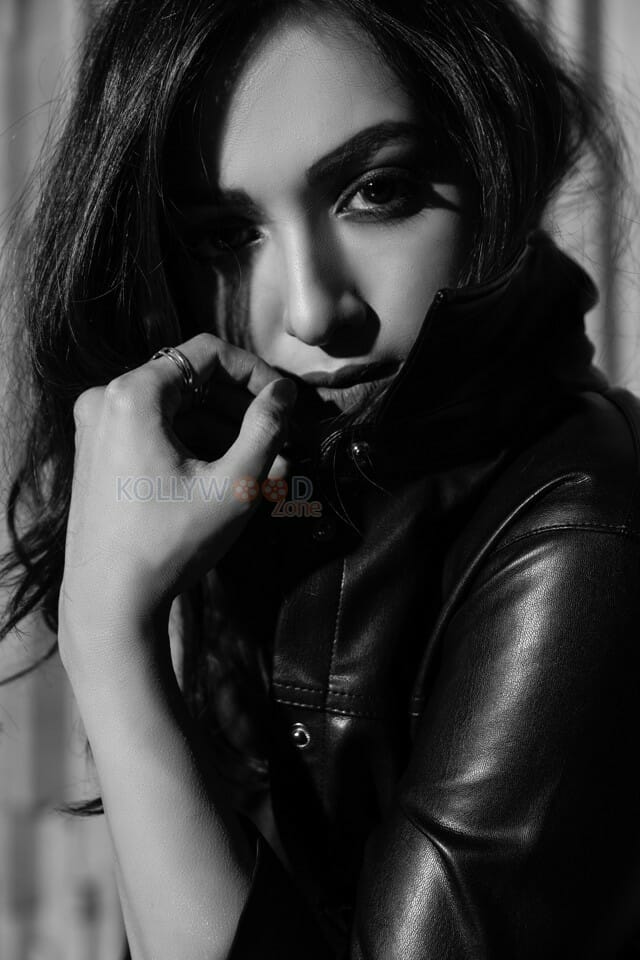 Southern Beauty Catherine Tresa Black And White Photos