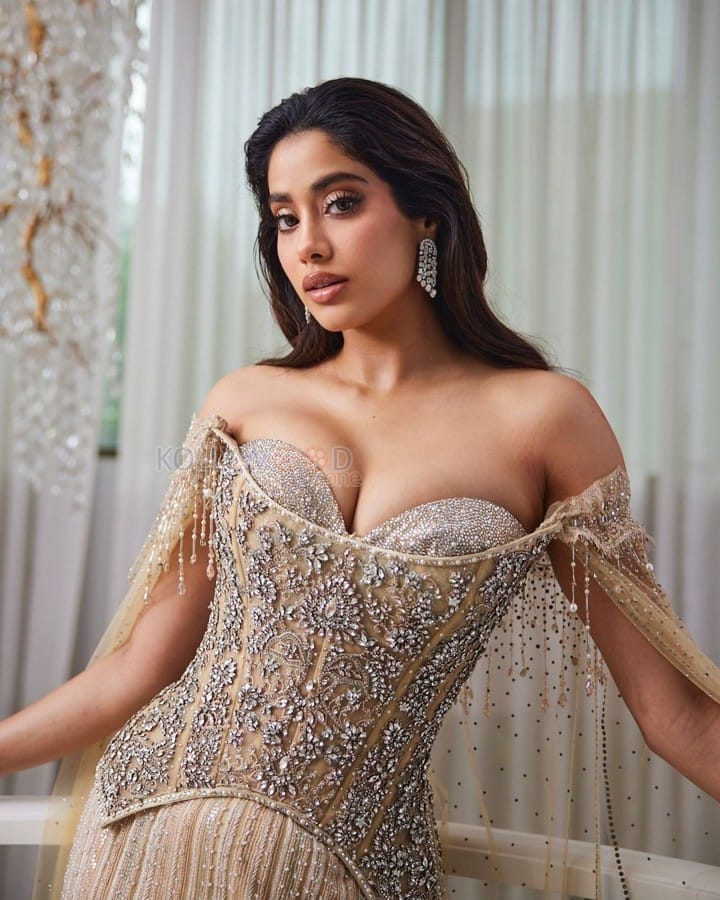 Sparkling Beauty Janhvi Kapoor in an Off Shoulder Corset Lehenga Photos 05