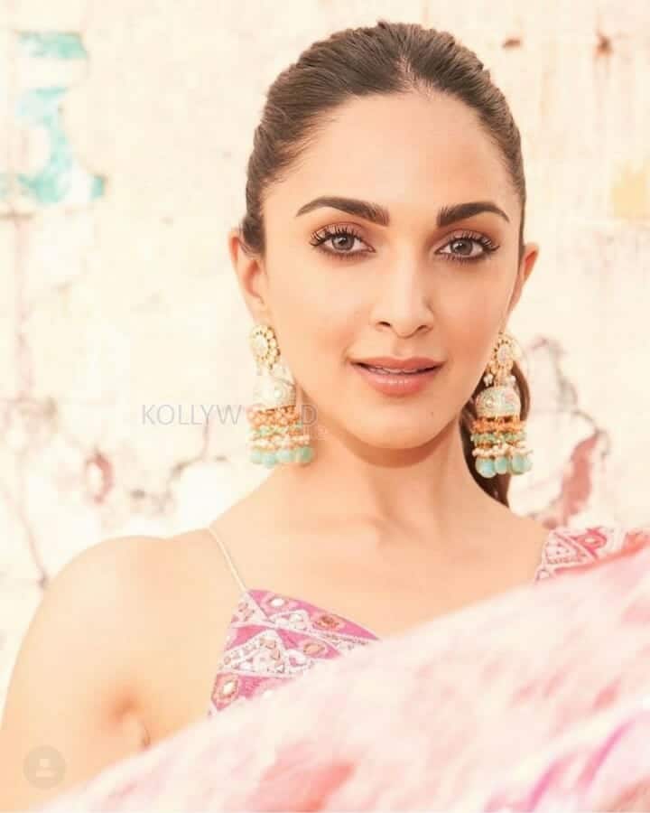 Spellbinding Kiara Advani Pictures 08