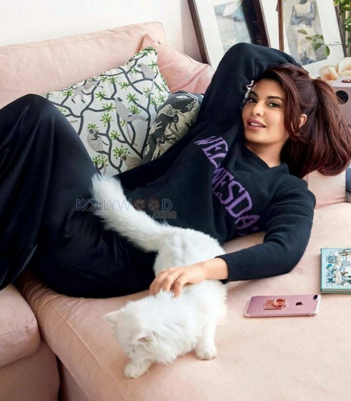 Srilankan Actress Jacqueline Fernandez Casa Vogue Magazine Photos