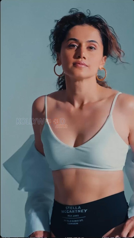 Stunning Taapsee Pannu in a Navy Blue Bralette Photos 03