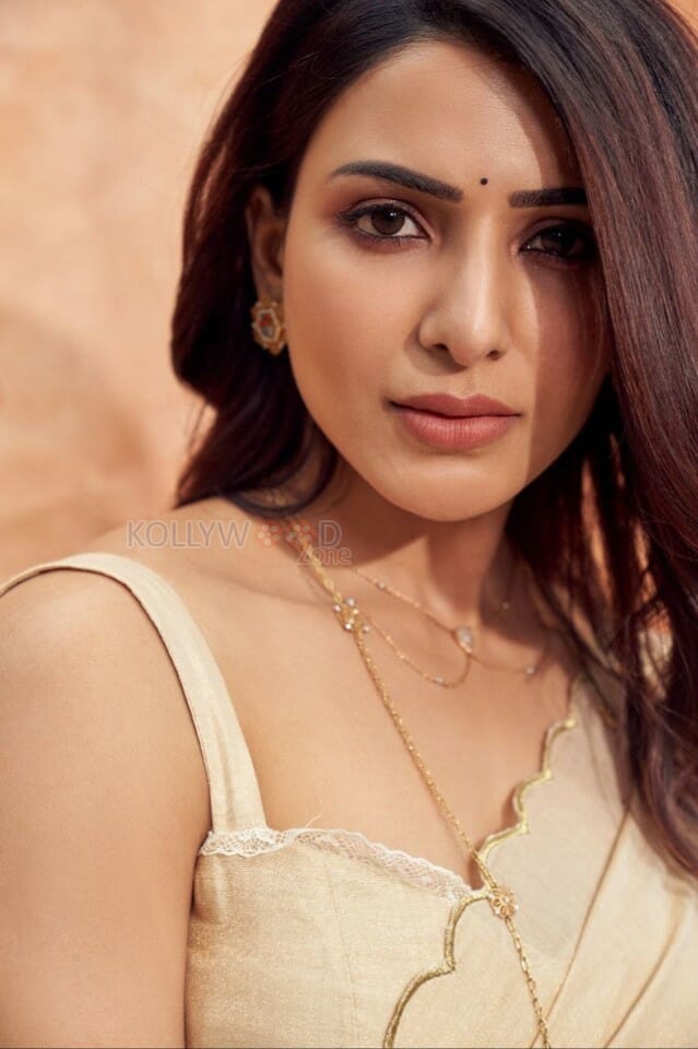 Stylish Samantha in Cotton Saree Photoshoot Stills 01