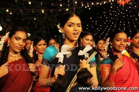 Sunaina In Thiruthani Movie Pictures