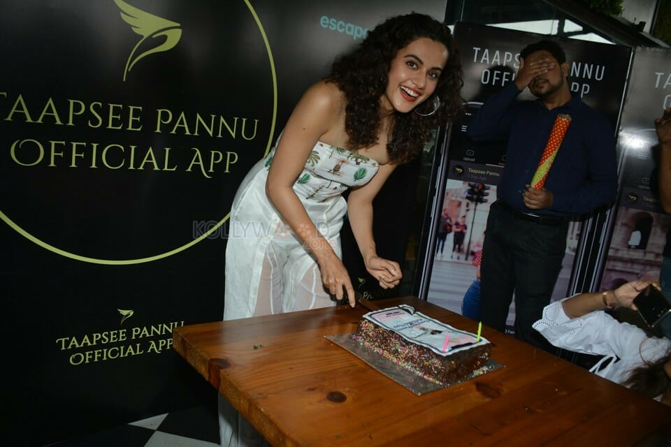 Taapsee Pannu Official App Launch Photos