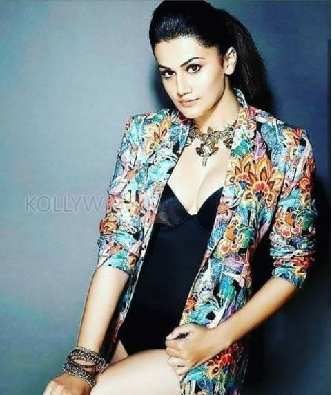 Taapsee Pannu Spicy Pics