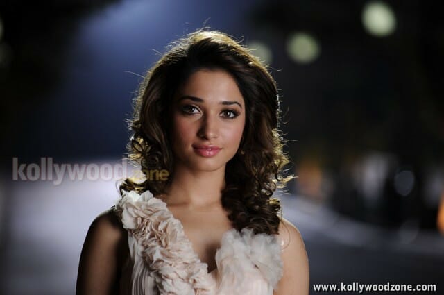 Tamanna In Yaen Endral Kaadhal Enbaen Movie