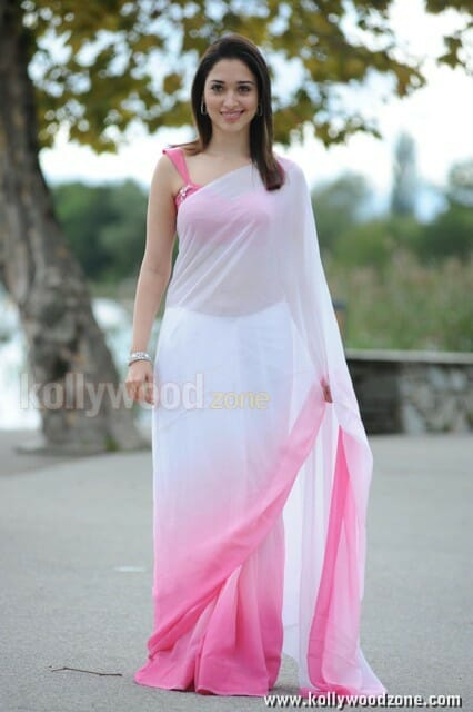 Tamanna Sexy Saree Pictures