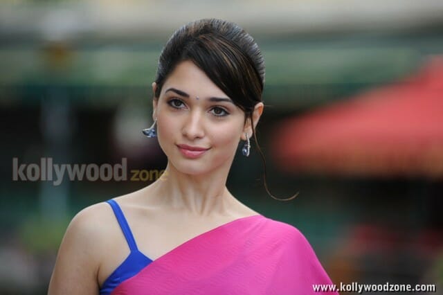 Tamanna Sexy Saree Pictures