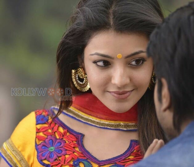 Tamil Actress Kajal Agarwal Sexy Photos