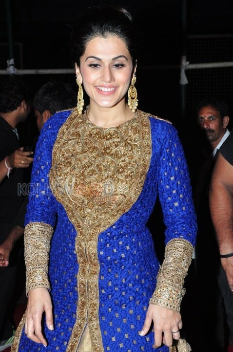 Tamil Actress Tapsee Pics