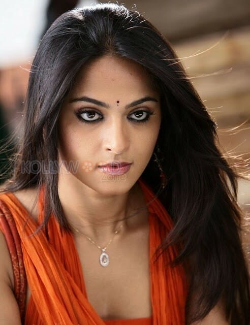 Tamil Telugu Actress Anushka Shetty Spicy Pictures