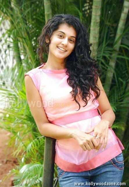 Tapsee Without Makeup Pictures