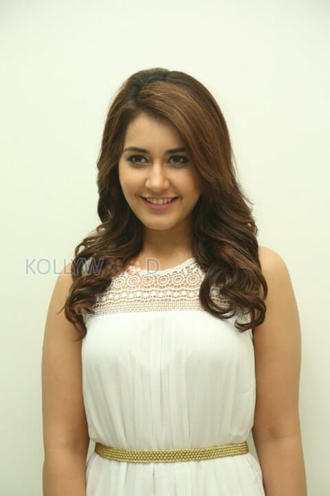 Telugu Actress Rashi Khanna Photos 08 47825 Kollywood Zone