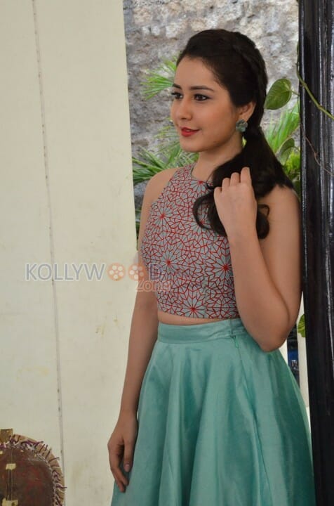 Telugu Actress Rashi Khanna Stills