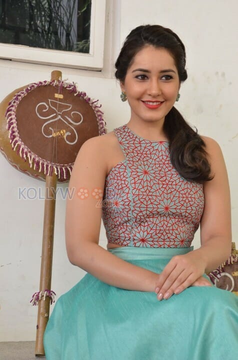 Telugu Actress Rashi Khanna Stills