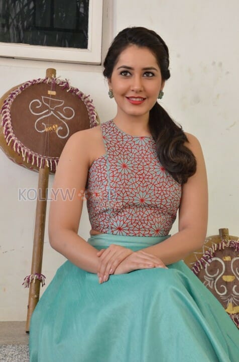 Telugu Actress Rashi Khanna Stills