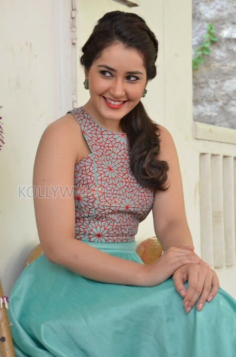 Telugu Actress Rashi Khanna Stills