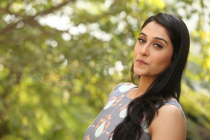 Telugu Actress Regina Cassandra New Stills