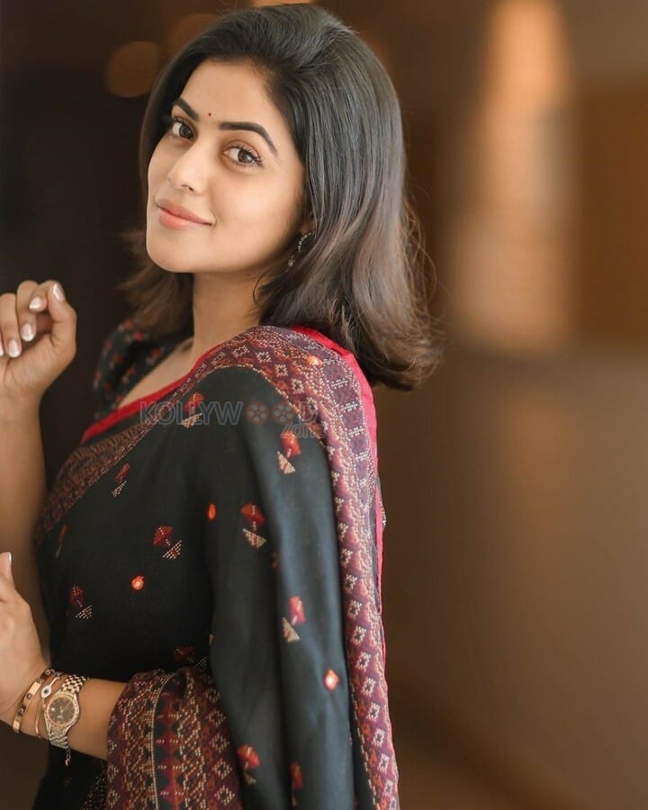 Thalaivi Actress Shamna Kasim Photos