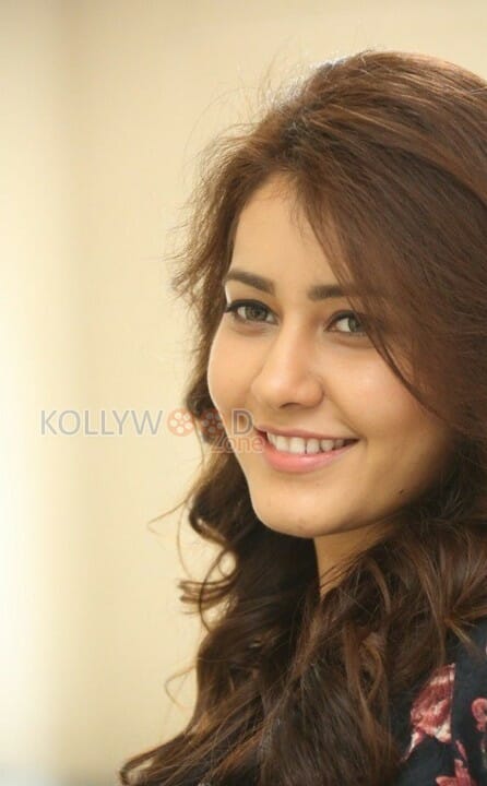 Tolly Actress Rashi Khanna Pictures