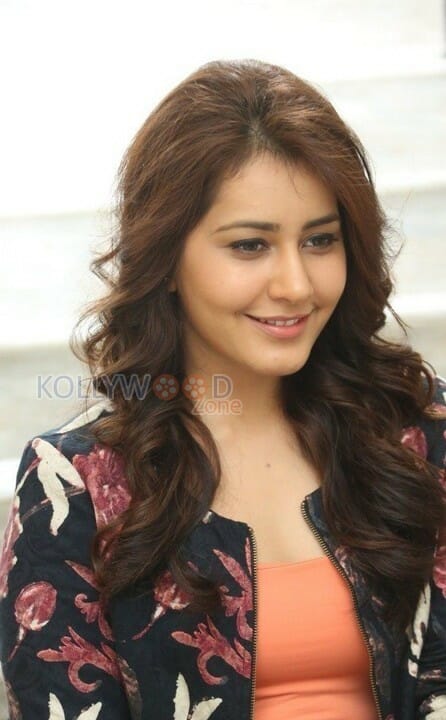 Tolly Actress Rashi Khanna Pictures